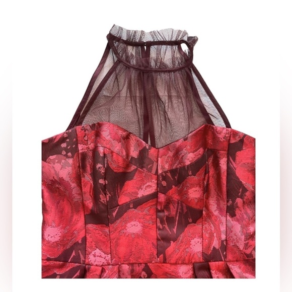 Maggy London Floral Jacquard Red Roses Dress - Picture 3 of 4